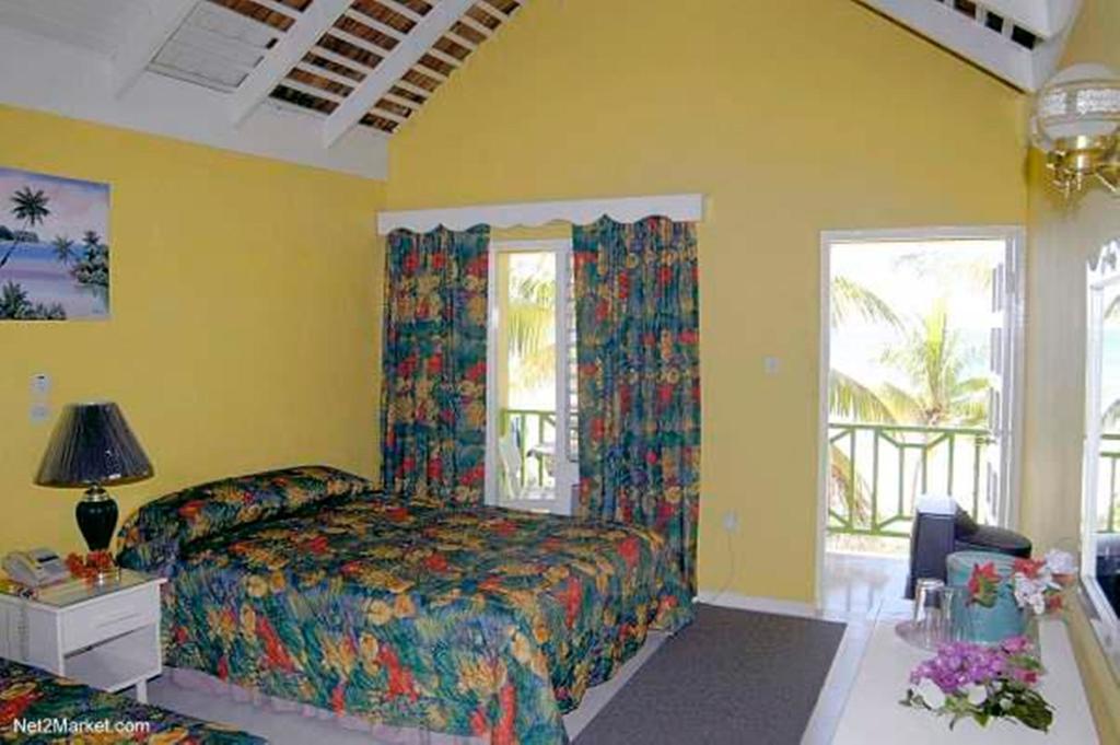 Our Past Time Hotel Νεγκρίλ Δωμάτιο φωτογραφία